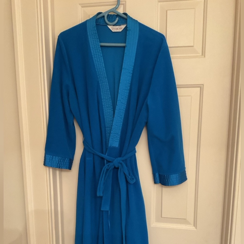 Vanity Fair Bathrobe.